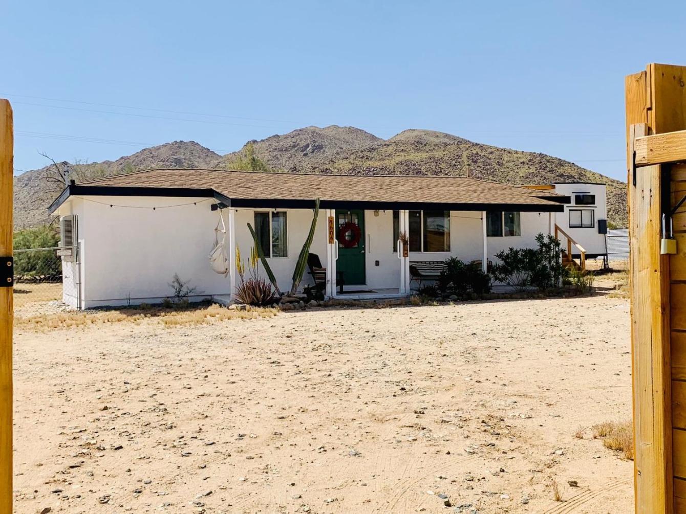 Casa Agave: Comfy Joshua Tree Cottage With Free Breakfast Bar Exteriör bild